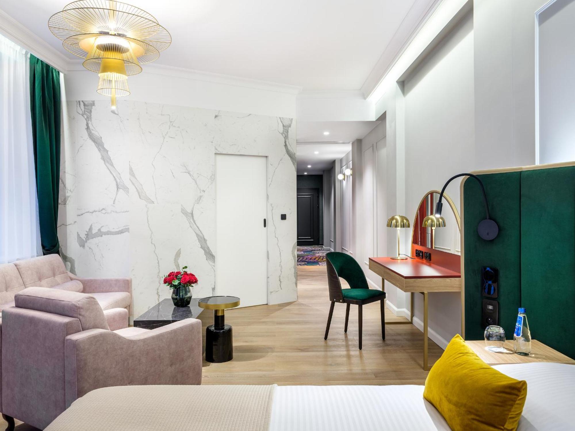 Hotel Golden Queen — Foto 2